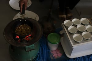 moms who attends fellowship over coffee