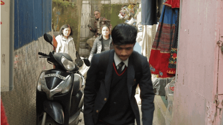 Satyadeep walking to HC GIF