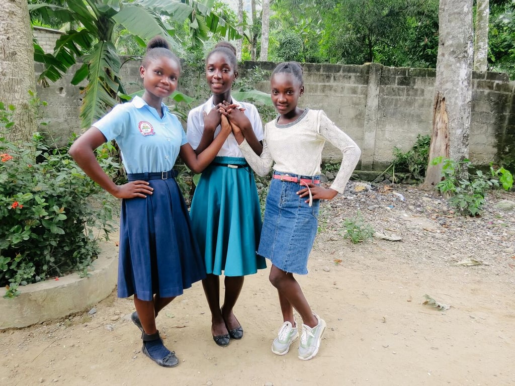 Wandaline and sisters