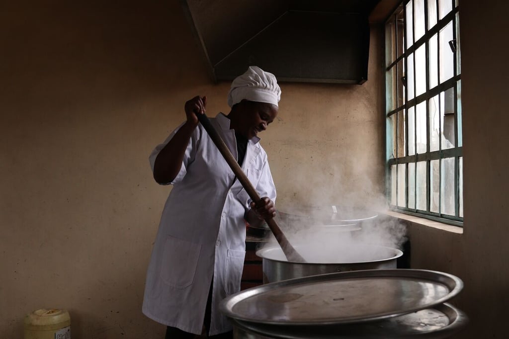 Rose stirring