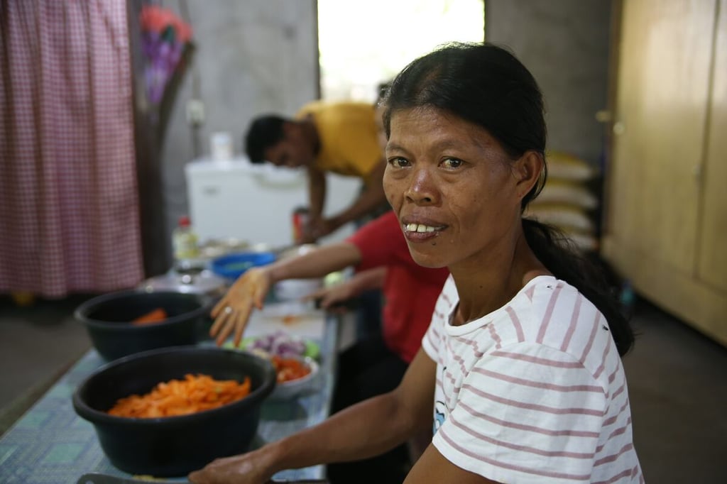 Analy a volunteer cook